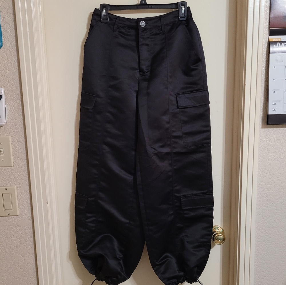Woman's Madden NYC  Cargo Pants